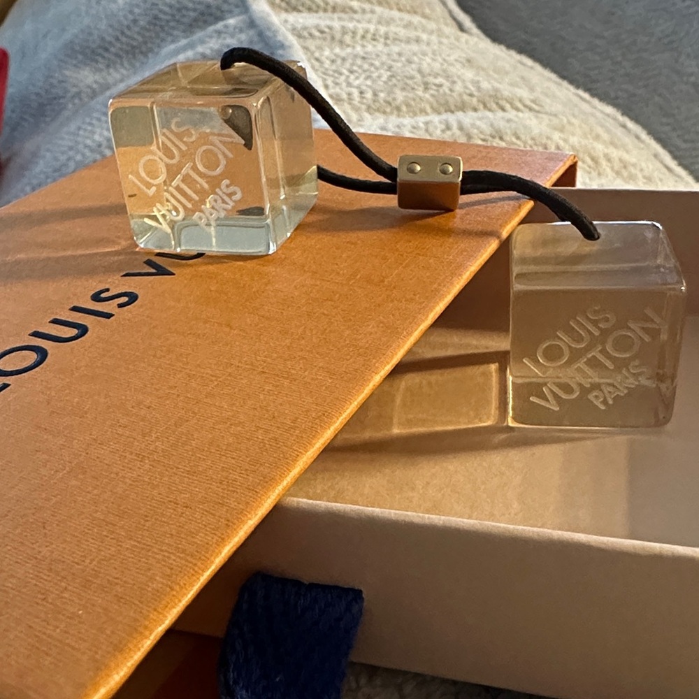 AUTH Louis Vuitton Hair Cube Clear Yellow with box.